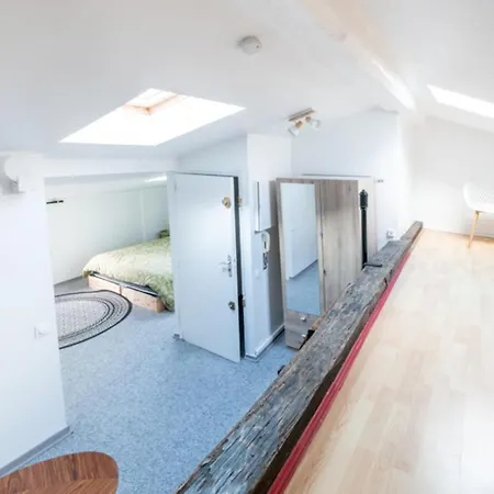 Апартаменты Sublime 40M For 4 Near The Garonne